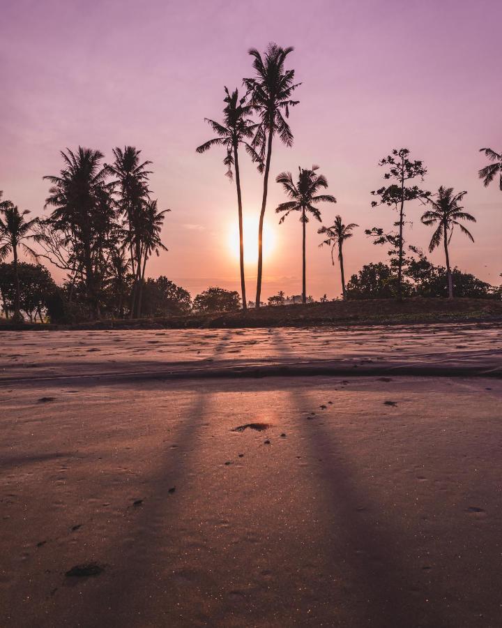 Seaside Tribe - Boutique Surf Stay & Retreat Tanah Lot Exterior foto