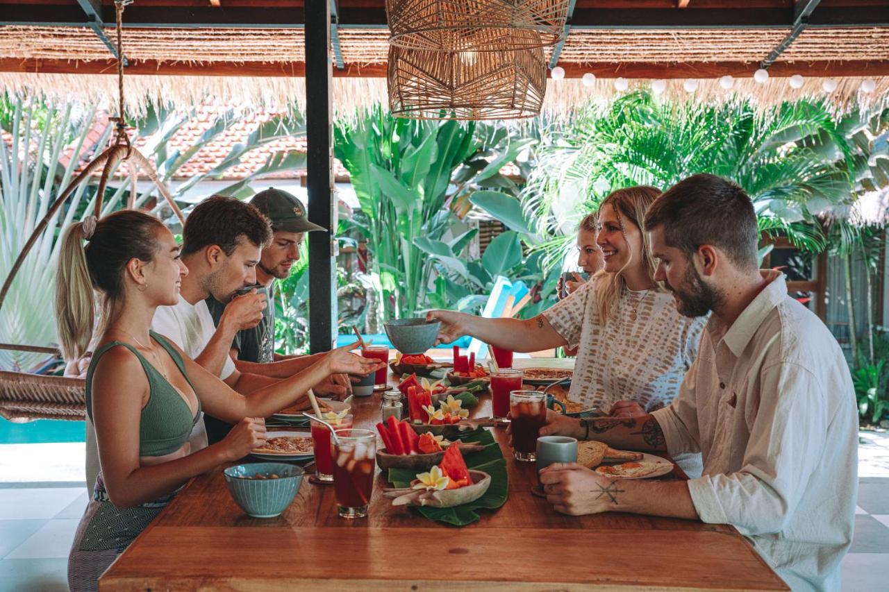 Seaside Tribe - Boutique Surf Stay & Retreat Tanah Lot Exterior foto